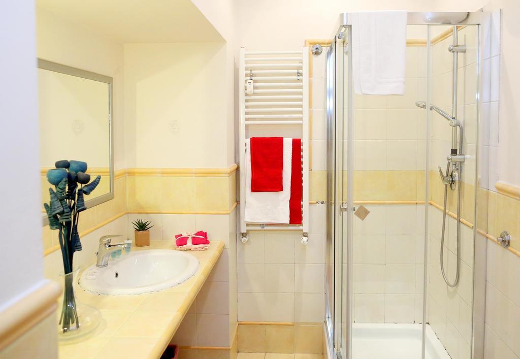 Apartment Felice Roma Eksteriør bilde